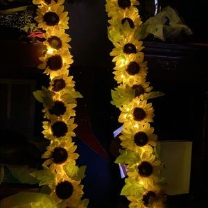 Sunflower LED mirror
